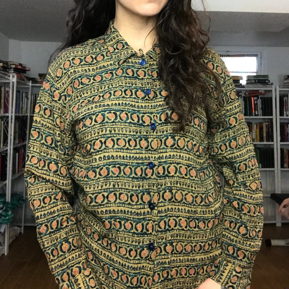 Vintage Patterned Button Down Blouse - B59 - image 5